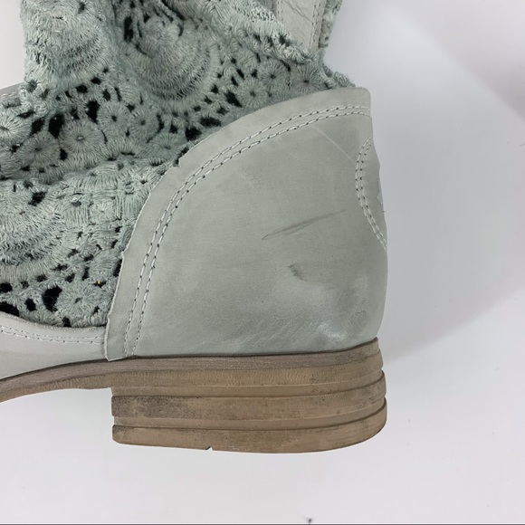 Bunker Footwear Grey Leather and Crochet Slouchy Boots, EU 41 - Picture 13 of 16